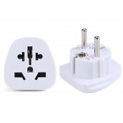 Urban Factory Travelee Adaptador de Viaje Universal - Conexion Entrada Internacional - Conexion Salida UE - Color Blanco